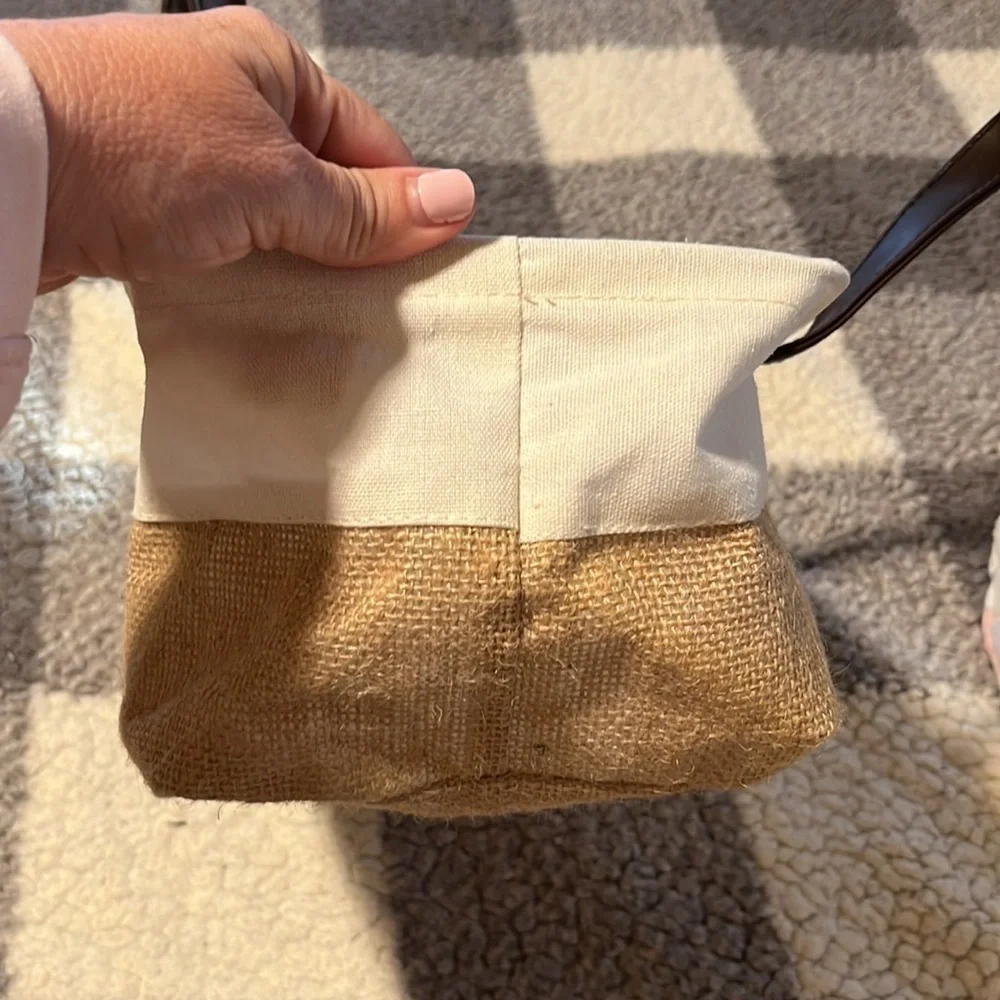 N/A burlap style